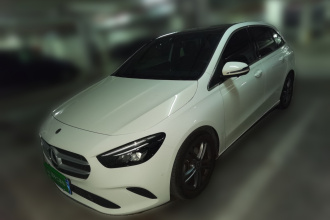 奔驰B级 2020款 B 200 动感型