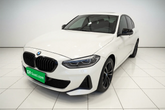 宝马1系 2022款 125i M运动曜夜版