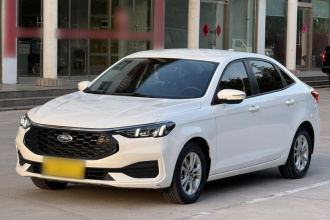 福特 福睿斯 2021款 1.5L 自动黄金版