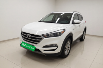 现代 途胜 2015款 1.6T 双离合两驱智能型