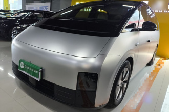 理想汽车 理想MEGA 2025款 Home 家庭特别版