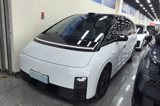 理想汽车 理想MEGA 2024款 Ultra