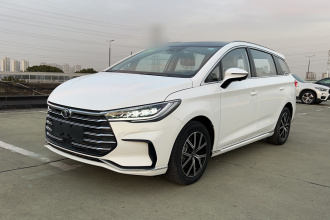 比亚迪 宋MAX新能源 2022款 DM-i 105KM 旗舰型