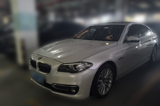宝马5系 2017款 525Li 豪华设计套装
