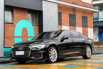 奥迪A6L 2021款 45 TFSI 臻选动感型