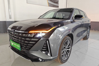 长安UNI-Z新能源 2025款 智慧新蓝鲸 125km 战舰+