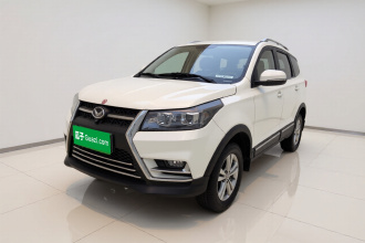 北汽幻速S3 2016款 S3L 1.5L 手动尊贵型