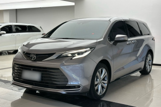 丰田 赛那SIENNA 2024款 2.5L混动 臻享尊贵版