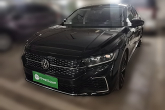 大众 帕萨特 2025款 出众款 330TSI 星空精英版