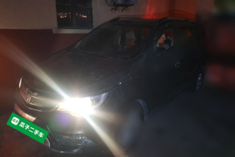 宝骏730 2015款 1.8L 手动舒适ESP版 7座