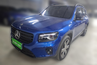 奔驰GLB 2024款 GLB 220 4MATIC