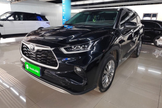 丰田 汉兰达 2022款 380T 四驱尊贵版 7座