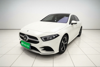 奔驰A级 2022款 改款三 A 200 L 运动轿车时尚型