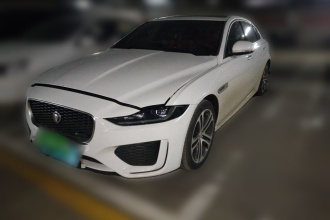 捷豹XEL 2021款 2.0T 250PS R-DYNAMIC S进取运动版