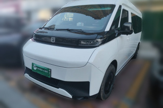 远程超级VAN 2024款 驭程版中轴中顶68kWh