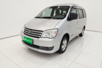 东风风行 菱智 2017款 V3 1.5L 7座标准型