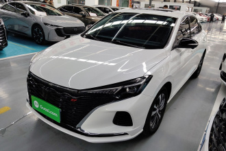 长安 逸动 2021款 PLUS 蓝鲸NE 1.4T GDI DCT尊贵型