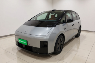 理想汽车 理想MEGA 2025款 Home 家庭特别版