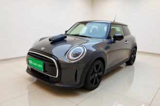 MINI 2023款 改款 1.5T COOPER 艺术家