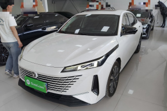 长安 逸达 2023款 蓝鲸NE 1.5T GDI DCT领航型