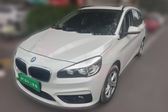 宝马2系多功能旅行车 2015款 218i 领先型