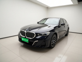 宝马i5 2025款 eDrive 35L M运动套装