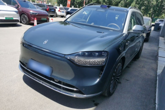 鸿蒙智行 问界M9 2024款 增程 Ultra版 52kWh 5座版