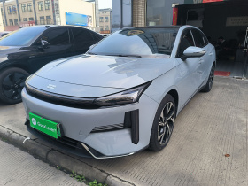 吉利银河 银河L6 2023款 125km 星舰