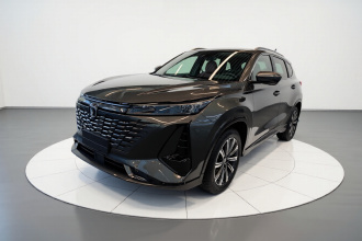 长安CS75 PLUS 2023款 第三代 1.5T 自动尊贵型