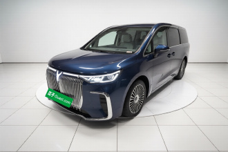 岚图汽车 岚图梦想家 2025款 PHEV 四驱旗舰鲲鹏版