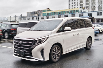 广汽传祺 传祺M8 2021款 领秀系列 390T 尊享版