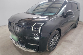 极氪009 2024款 七座过道版四驱 108kWh