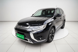 三菱 欧蓝德 2019款 2.0L 两驱畅享版 5座 国VI