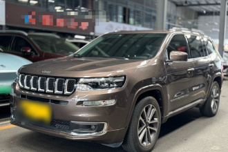 Jeep 大指挥官 2018款 2.0T 四驱智享版 国VI