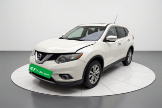 日产 奇骏 2015款 2.0L CVT舒适MAX版 2WD