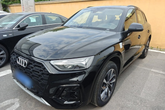 奥迪Q5L 2024款 40 TFSI 豪华动感型