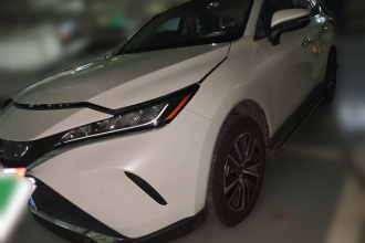 丰田 凌放HARRIER 2022款 双擎 2.5L CVT两驱豪华版