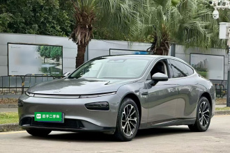 小鹏P7 2020款 586E