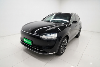 鸿蒙智行 问界M9 2024款 增程 Ultra版 42kWh 6座版