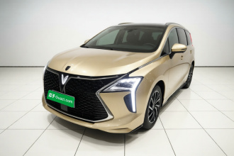 东风风行 风行游艇 2022款 1.5T DCT逐浪版