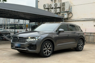 大众 途锐 2021款 3.0TSI 锐享版 经典运动套装