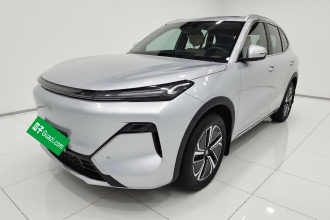 吉利银河 银河星舰7 EM-i 2025款 120km 探索+版