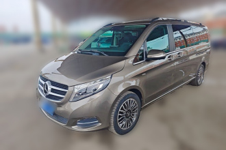 奔驰V级 2017款 V 260 L 尊贵加长版