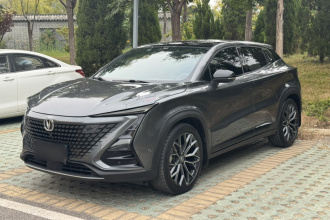 长安UNI-T 2022款 1.5T 旗舰型