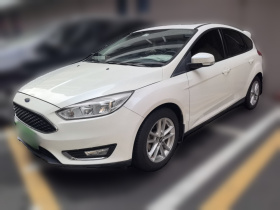 福特 福克斯 2017款 两厢 1.6L 自动风尚型智行版