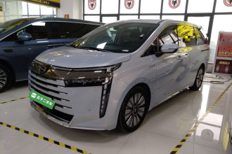 广汽传祺 传祺E8新能源 2024款 150km 龙腾星夜+