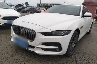 捷豹XEL 2021款 2.0T 250PS S进取优雅版