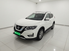 日产 奇骏 2019款 2.0L CVT舒适版 2WD