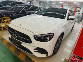 奔驰E级 2022款 改款三 E 300 L 运动时尚型