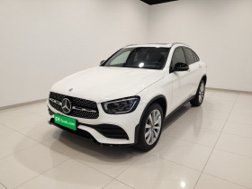 奔驰GLC轿跑 2021款 GLC 260 4MATIC 轿跑SUV